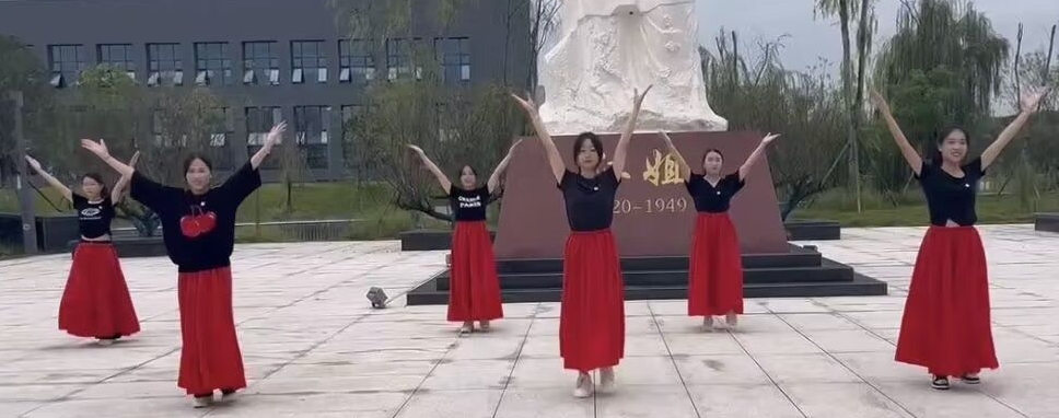 微信截图_20231212215439.png