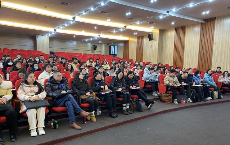 开幕式学员群像.png